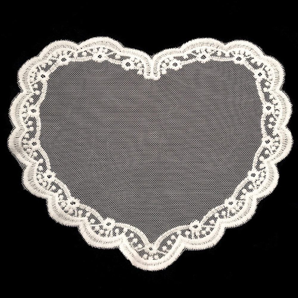 Table Runner - ハート型レース席札テーブルセッティング装飾ネームカード結婚式の名札レースデザイン席札ロマンチックなテーブル装飾
