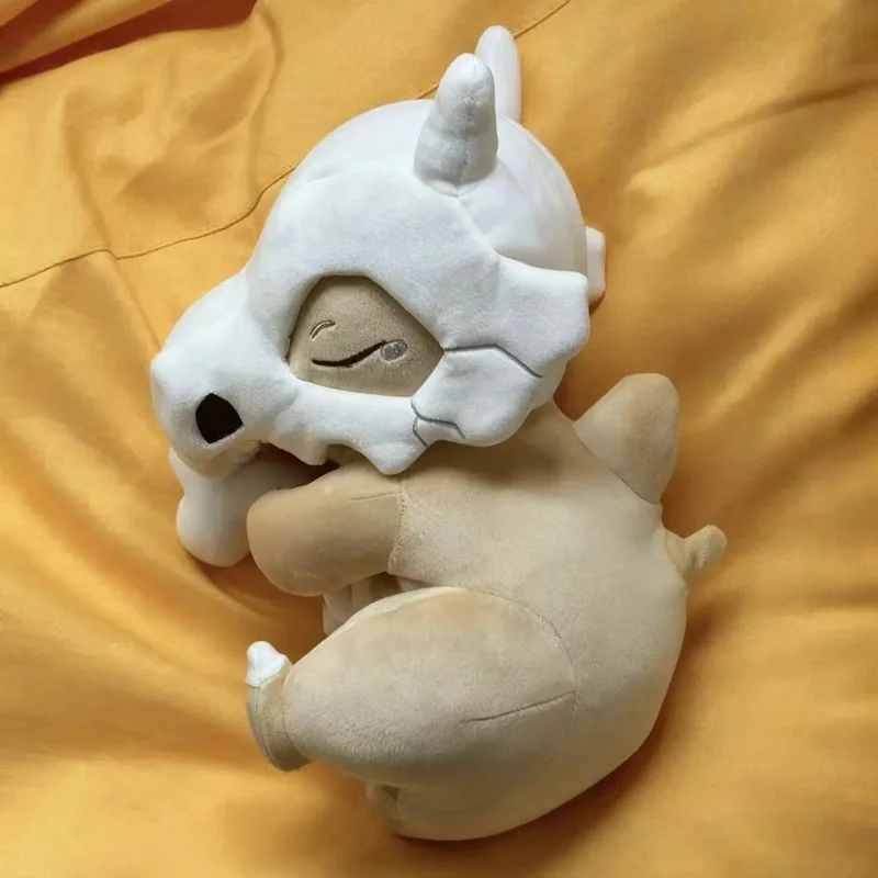 30cmのアニメ風、眠っているキューボンの恐竜の頭の形をした - Throw Pillow のレビューと価格
