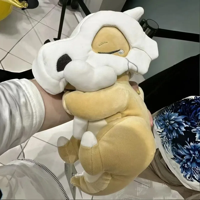 30cmのアニメ風、眠っているキューボンの恐竜の頭の形をした - Throw Pillow のレビューと価格
